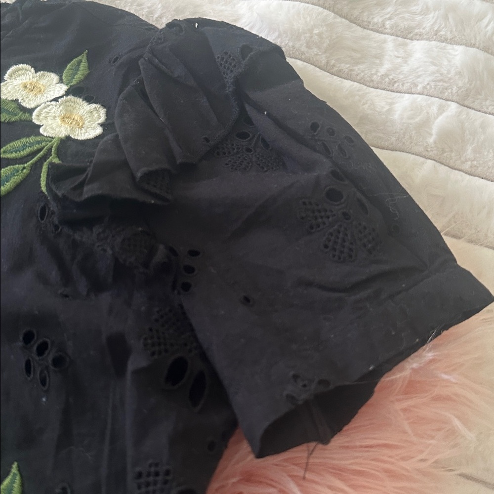 Floral Embroidered Cotton Top - Picture 3 of 6